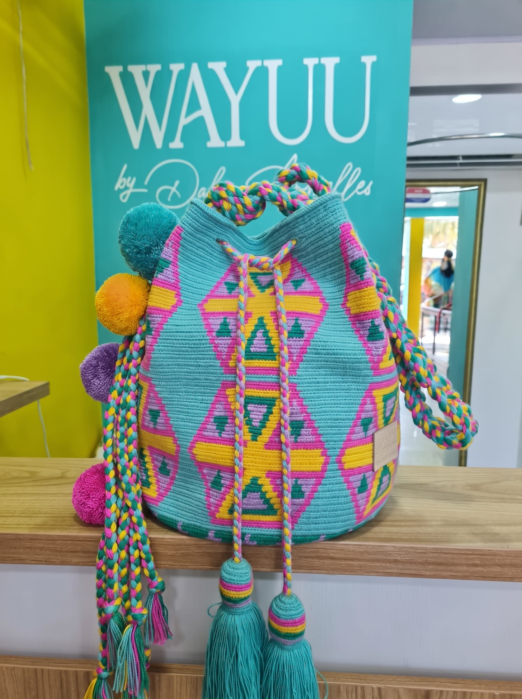 Mochila Wayuu Cordón Aguamarina y Kanaas Sol